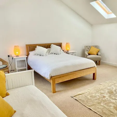 Rye Court - Stunning In With Parking בית נופש *