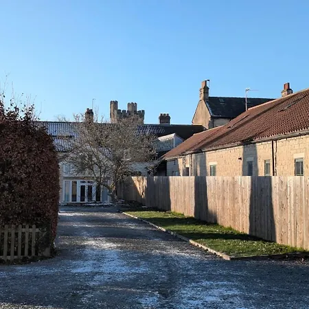 Rye Court - Stunning In With Parking Holiday home