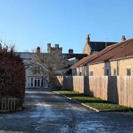 Rye Court - Stunning In With Parking *
