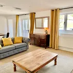 Rye Court - Stunning In With Parking Helmsley